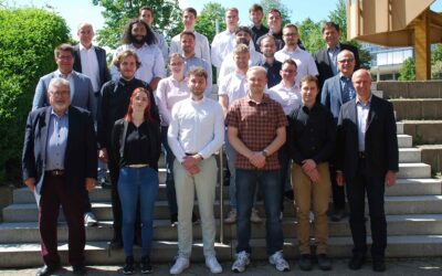 Zertifikat „FED-Layouter“: 18 angehende Technikerinnen und Techniker der Technischen Schule haben sich qualifiziert